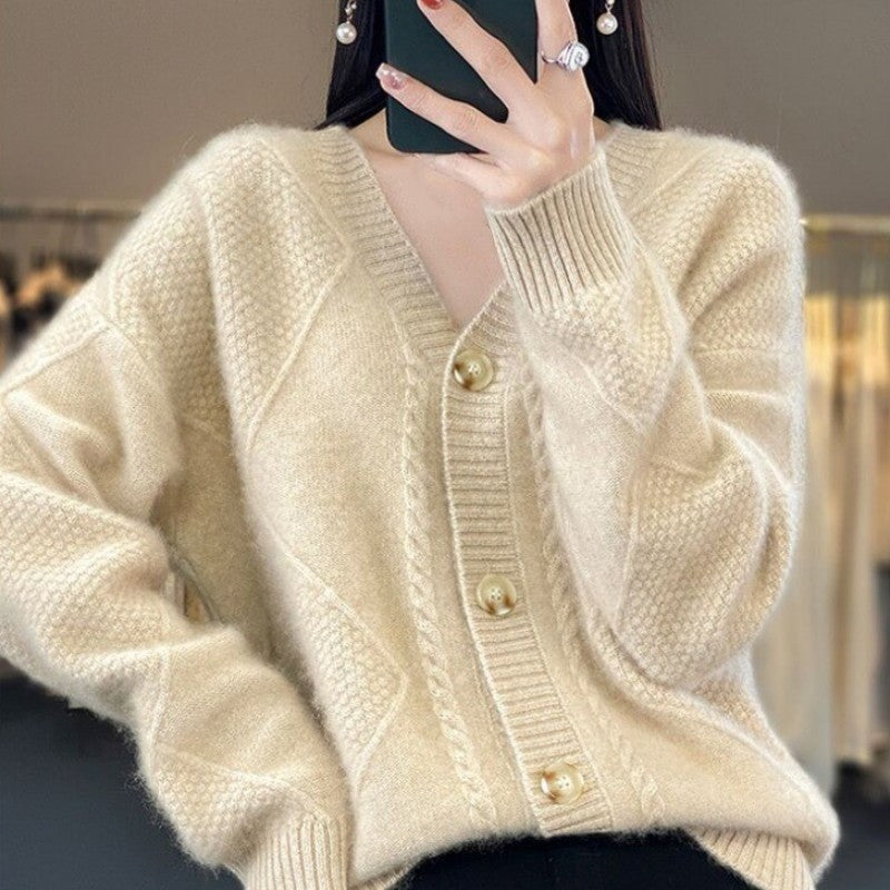 Beatrice | Comfortabel damesvest van imitatiekasjmier met knopen – Relaxte oversized trui voor herfst/winter