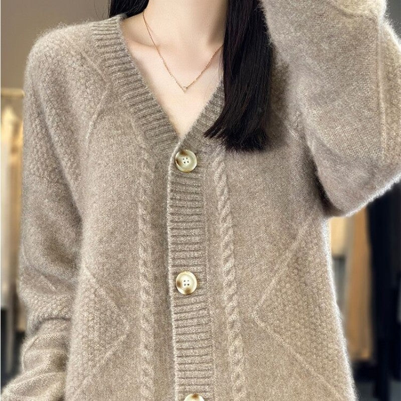 Beatrice | Comfortabel damesvest van imitatiekasjmier met knopen – Relaxte oversized trui voor herfst/winter