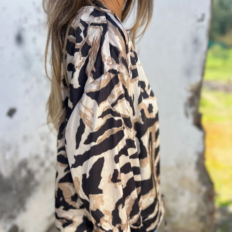 Fynora | Zebraprint sweater met ritssluiting voor dames – Trendy, lichtgewicht casual sweater