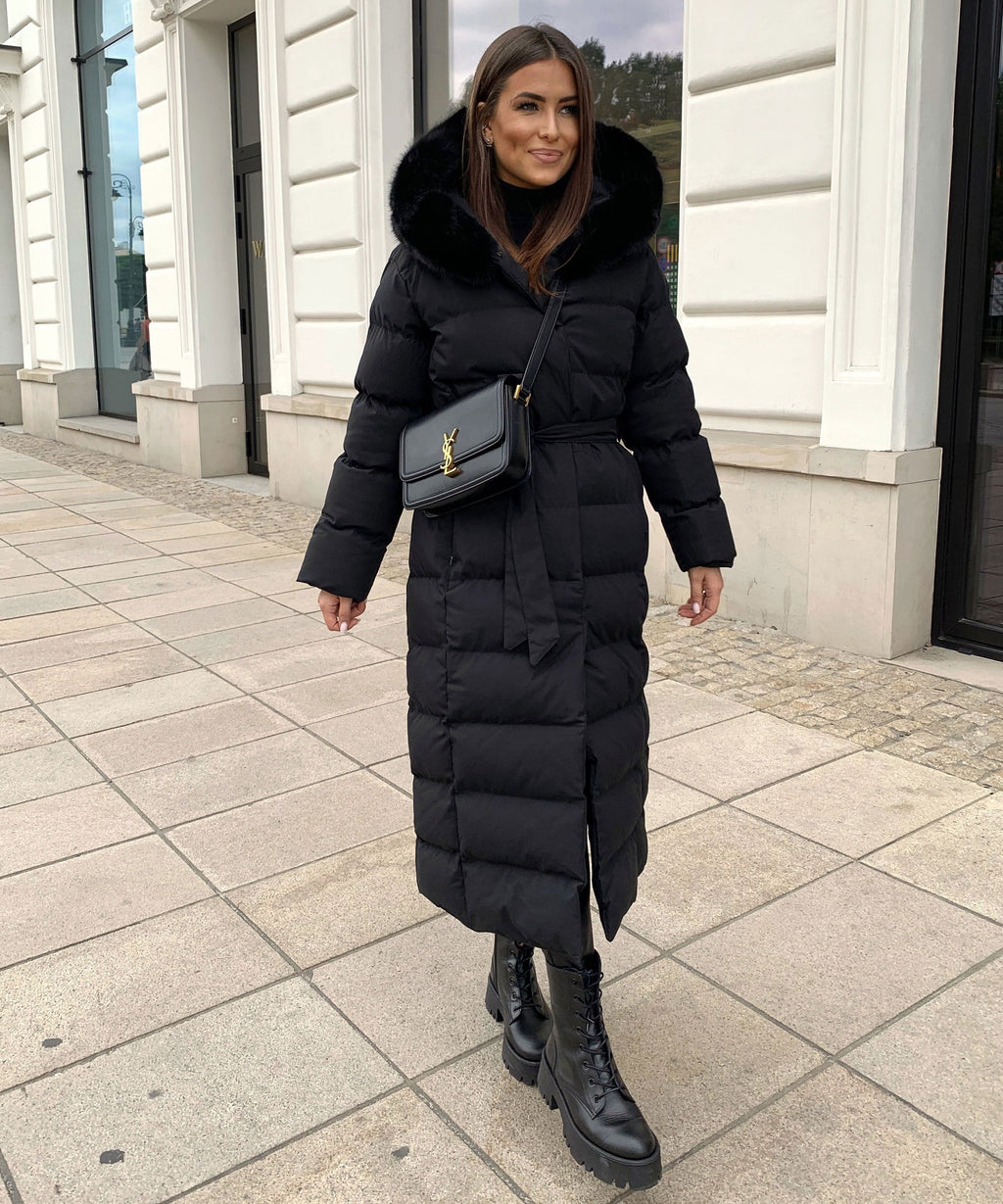 Gitte | Zwarte parka met capuchon voor dames – Waterdichte winterjas voor buiten en casual kleding